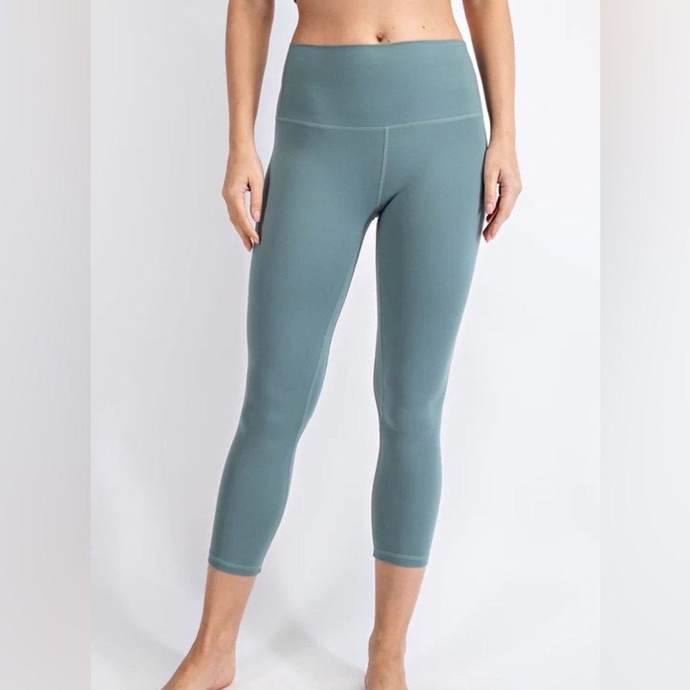 Lululemon capri leggings